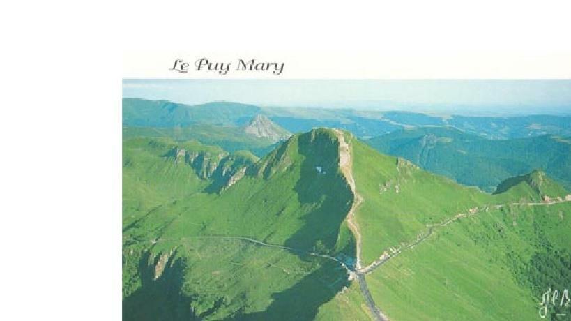 Vacances Au Pied Des Monts Du Cantal Laveissiere Ngoại thất bức ảnh